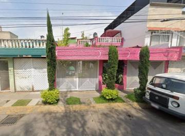 Casa de 4 habitaciones, Nezahualcóyotl · Venta de Casa en Nezahualcoyotl Col Bosques de Aragon Edo Mex