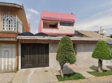 Casa de 4 habitaciones, Nezahualcóyotl · Venta de Casa en Nezahualcoyotl Col Bosques de Aragon Edo Mex