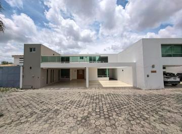 Casa · 300m² · 4 Recámaras · 4 Estacionamientos · Casa en Venta en Morillotla