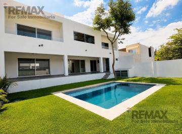 Casa · 400m² · 5 Recámaras · 3 Estacionamientos · Pre - Venta de Casa Sola con Alberca, Burgos Bugambilias, Temixco, Morelos…clave 6211