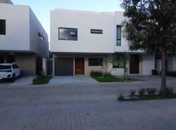 Casa de 3 habitaciones, Zapopan · Casa en Venta con Roof Garden en Bosquetto | Zona Solares - Bosques Vallarta
