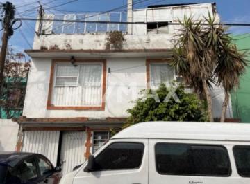 Casa en condominio · 308m² · 8 Recámaras · 1 Estacionamiento · Casa en Venta Colonia Impulsora - (4)