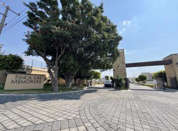 Terreno / Lote · 162m² · Terreno en Venta en Finca Las Memorias, Atlixco, Puebla.