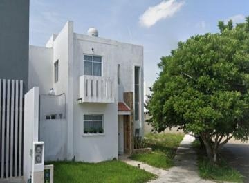 Casa de 3 habitaciones, Mérida · Casa en Venta, Recuperación Hipotecaria, Colonia San Pedro Cholul, Mérida, Yucatán Len*w
