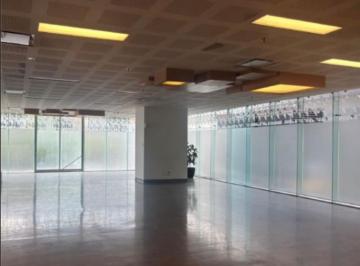 Local comercial · 335m² · 1 Estacionamiento · Local Renta a Pie de Calle en Corporativo Benito Juarez 335 m²