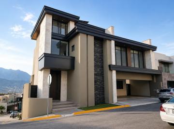 Casa de 4 habitaciones, Monterrey · Residencia en Venta en La Herradura Residencial; Club de Golf, Monterrey, N. L.