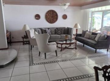Casa en Venta en Country Club · Casa en Venta en Country Club