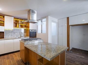 Casa en venta, remodelada, en privada, 2 terrazas, en el corazón de Cd. Satélite · Casa en Venta, Remodelada, en Privada, 2 Terrazas, en El Corazón de Cd. Satélite