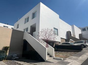 Casa · 163m² · 2 Recámaras · 2 Estacionamientos · Casa en Punta Esmeralda