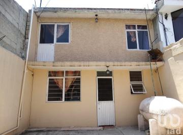 Casa de 3 habitaciones, Tizayuca · Casa en Venta en Tizayuca a Pocos Minutos del Centro.