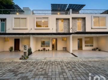 Casa · 135m² · 3 Recámaras · 2 Estacionamientos · Casa en Venta Las Lunas Residencial en Cuautlancingo