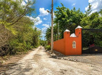 Casa · 408m² · 3 Recámaras · 4 Estacionamientos · Casa en Venta en Puerto Morelos, Zona Urbana
