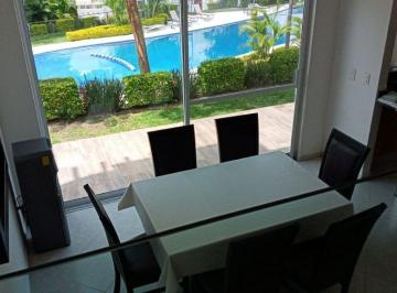 Casa · 123m² · 3 Recámaras · 1 Estacionamiento · Casa con Vista Al Lago de Tequesquitengo