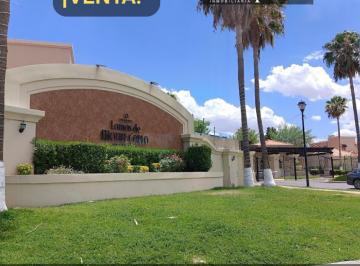 Casa de 3 habitaciones, Chihuahua · Venta de Casa en Fraccionamiento Lomas Montecarlo Chihuahua de 2 Pisos Frente a Parque