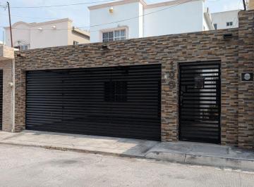 Casa de 4 habitaciones, Reynosa · Casa en Venta con Recámara en Planta Baja con 1.5 Baños