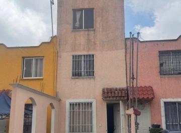 Casa en condominio de 4 habitaciones, Toluca · Se Vende Casa en Geovillas Independencia en Toluca a 5 Minutos de Galerías Gm, Nestle