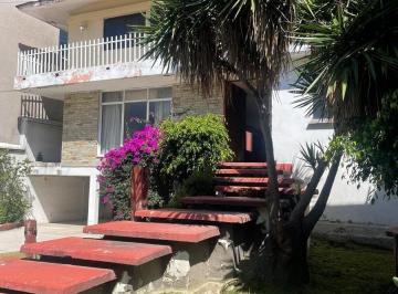Casa · 397m² · 4 Recámaras · 5 Estacionamientos · Casa en Venta en Ciudad Satélite