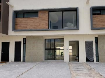 Casa de 3 habitaciones, Benito Juárez · Casa en Cancun Modelo Paris Plus, Amplios Espacios, Jardín Privado y Ubicación Estratégica
