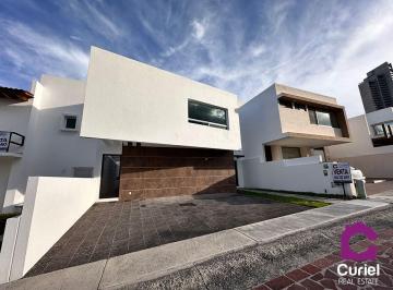 Casa de 3 habitaciones, Querétaro · Residencia en Venta en Querétaro, Privada Da Vinci, Cumbres del Lago Juriquilla