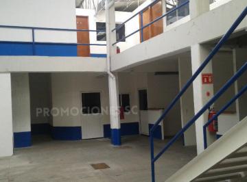 Bodega comercial de 9 habitaciones, Iztapalapa · Renta de Bodega con Oficinas Integradas