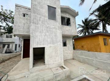 Casa · 85m² · 2 Recámaras · 1 Estacionamiento · Casa Nuevo Madero