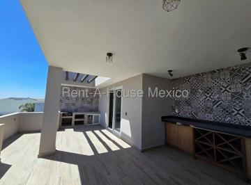 Casa en condominio de 3 habitaciones, El Marqués · Casa en Renta en Privada Cactus Zibata de 283 m²