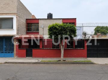 Casa · 297m² · 4 Recámaras · 3 Estacionamientos · Casa Venta San Antonio Azcapotzalco 11329