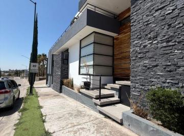 Casa de 2 habitaciones, León · Casa de Una Planta en Venta en Porta Fontana – León, Gto. $6,500,000con Roof Garden 250 m²