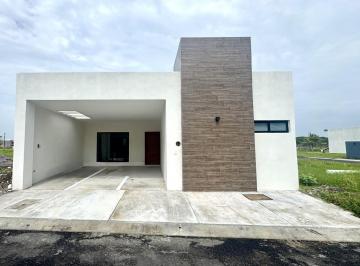 Casa · 160m² · 3 Recámaras · 2 Estacionamientos · Casa en Venta Lomas de La Rioja Riviera Veracruzana Alvarado Veracruz