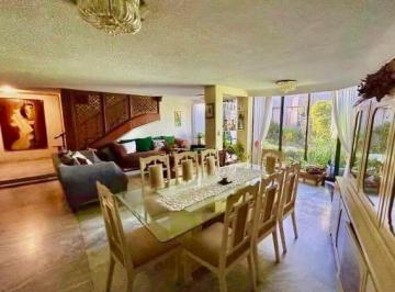 Casa · 350m² · 4 Recámaras · 3 Estacionamientos · Casa en Venta en Jardines de San Mateo