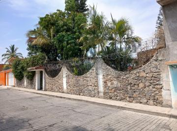Casa en Venta de 5 habitaciones 10 de Abril · Bonita y Amplia Casa con Alberca