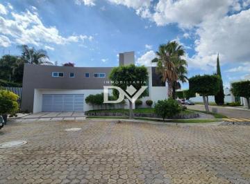 Casa de 3 habitaciones, San Andrés Cholula · Casa en Renta de 3 Habitaciones con Jardín de 500 m² en Lomas de Angelopolis 1
