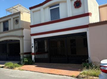 Casa · 3 Recámaras · Casa - Cerradas del Roble
