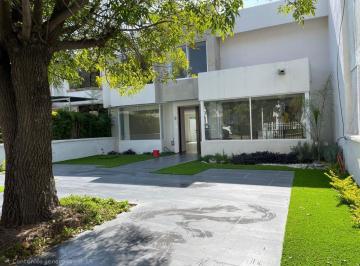 Casa en condominio de 4 habitaciones, Aguascalientes · Ldt - Casa en Condominio con 240 m² de Terreno y 4 Recámaras en Venta en Pulgas Pandas Norte