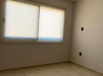 Casa · 177m² · 3 Recámaras · 2 Estacionamientos · Casa Nueva Renta en Condominio en Zona de Campanario Norte