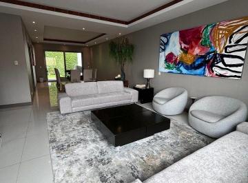 045649ad7b4b1f15bf9661d40eb88835083876eeb9b21dd81a6c771f2638264c · Casa en Venta en Zona Valle Poniente