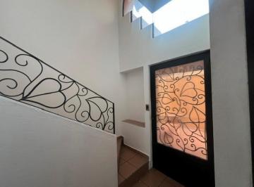 Casa · 320m² · 4 Recámaras · 3 Estacionamientos · Casa en Veneta Zona Sur en Privada