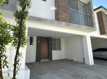 Casa en condominio de 3 habitaciones, Jesús María · Rmc - Casa en Renta, en Viña Real