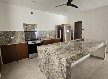 97bd3cd792b41f40ced8d3e1542e0445418c433e6705a2bef394aed4e67eca42 · Casa en Renta 3 Rec Piscina Mármol Travertino Sin Amueblar Temozón Norte