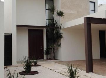 Casa de 3 habitaciones, Conkal · Casa en Renta en Privada San Jerónimo Conkal Mérida