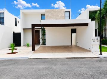 Casa de 3 habitaciones, Conkal · Casa en Renta en Privada San Jerónimo Conkal Mérida