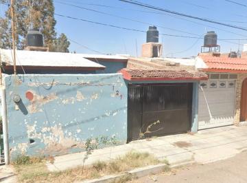 Casa de 2 habitaciones, Durango · Casa en Venta con 140 m² de Terreno y 2 Recámaras en Durango, Recuperacion Bancaria