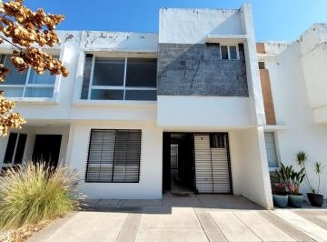 FACHADA · Casa en Renta Semi Amueblada en Zona Norte, 3 Habitaciones 2.5 Baño, León Gto.