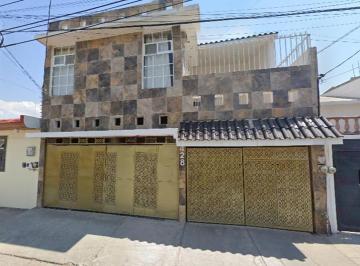 Casa de 4 habitaciones, León · Venta de Casa en Jardines del Moral Leon de Los Aldama