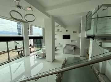 Casa · 640m² · 3 Recámaras · 4 Estacionamientos · Casa en Hacienda de Las Palmas