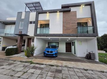 Casa en condominio de 3 habitaciones, Puebla · Casa en Renta Av Moratilla