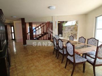 Casa de 3 habitaciones, Celaya · Las Fuentes: Magnifica Propiedad, Vocacion: Clinica, Oficinas, Co - Working.