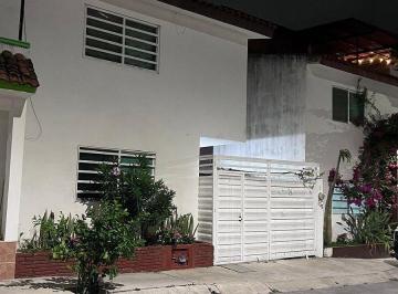47addc0d5cbf7d54c924d5174f6dbe551f83ae91c4bb04700dd022197e217339 · Casa en Venta en Fraccionamiento Santa Clara