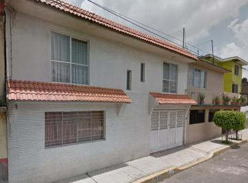 Casa de 3 habitaciones, Iztapalapa · Casa en Venta en Col. Cerro de La Estrella, Iztapalapa