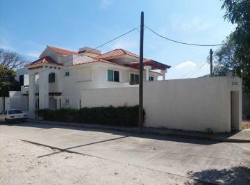 cd7dd3f9164d41a28eeefb03248581ad572ae2a71762e642e9c82e322d2b25c9 · Casa en Venta en Fraccionamiento Colinas del Sur